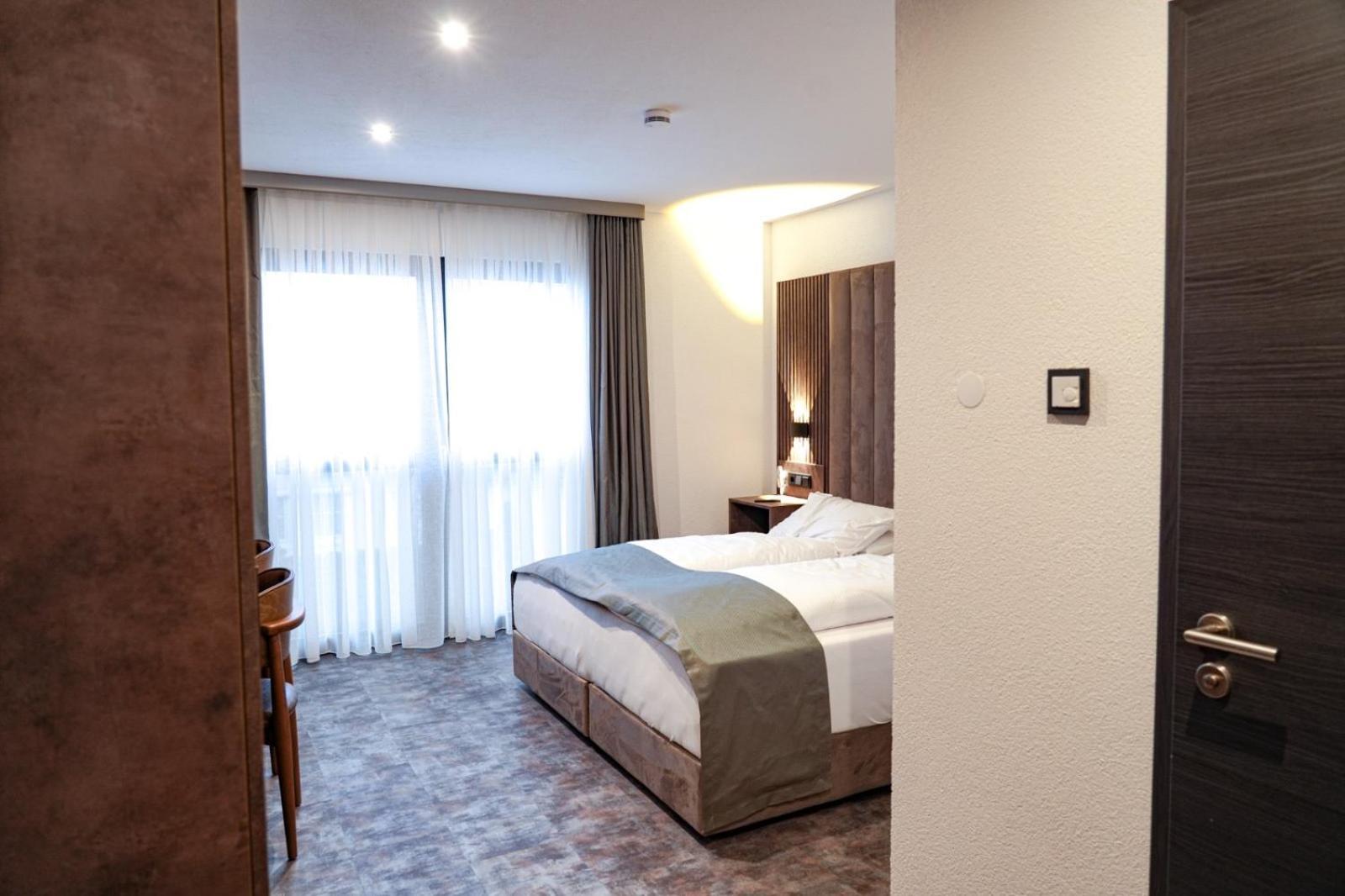 Jg Hotel Antoniergasse Memmingen Bagian luar foto