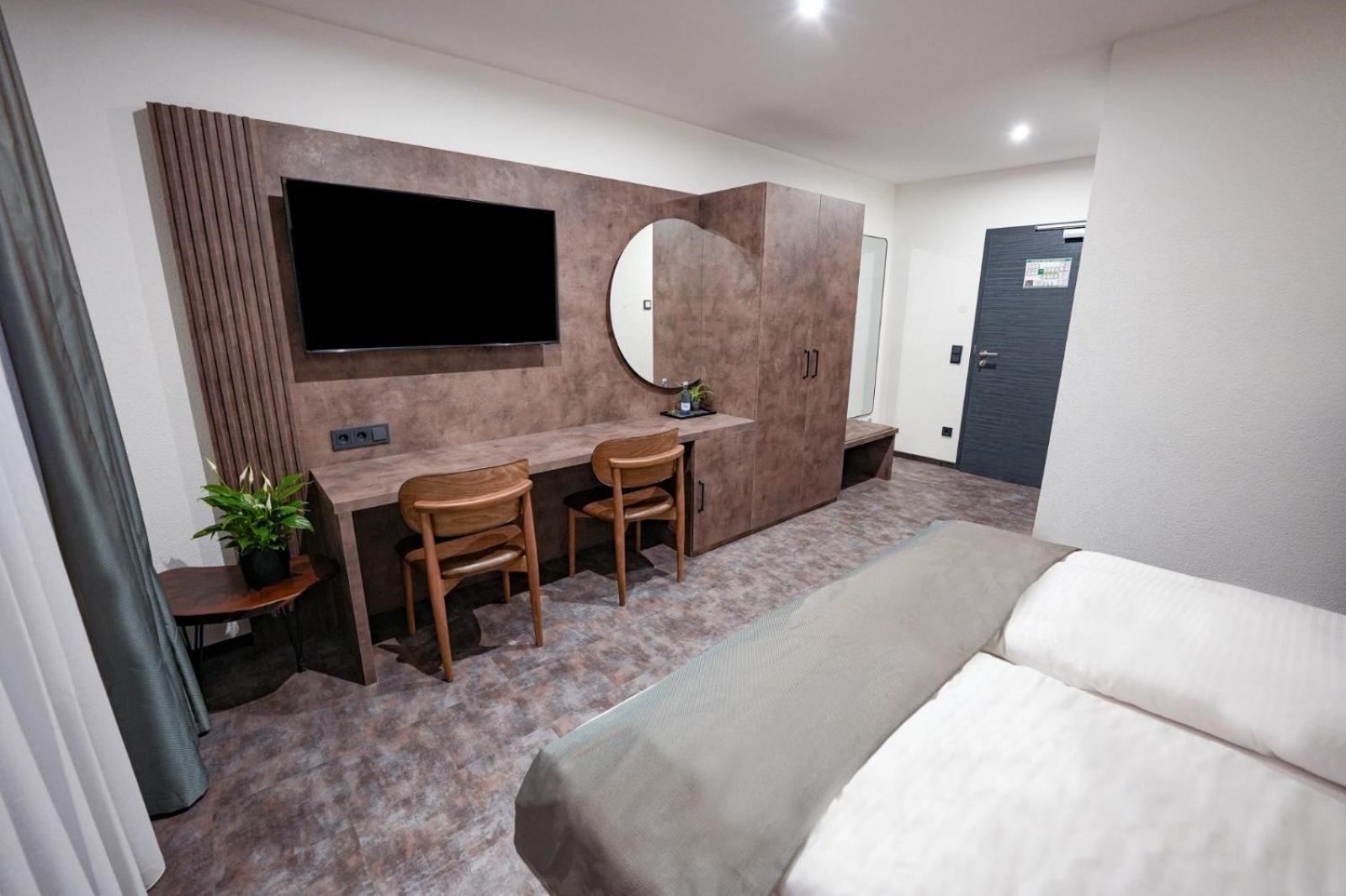 Jg Hotel Antoniergasse Memmingen Bagian luar foto