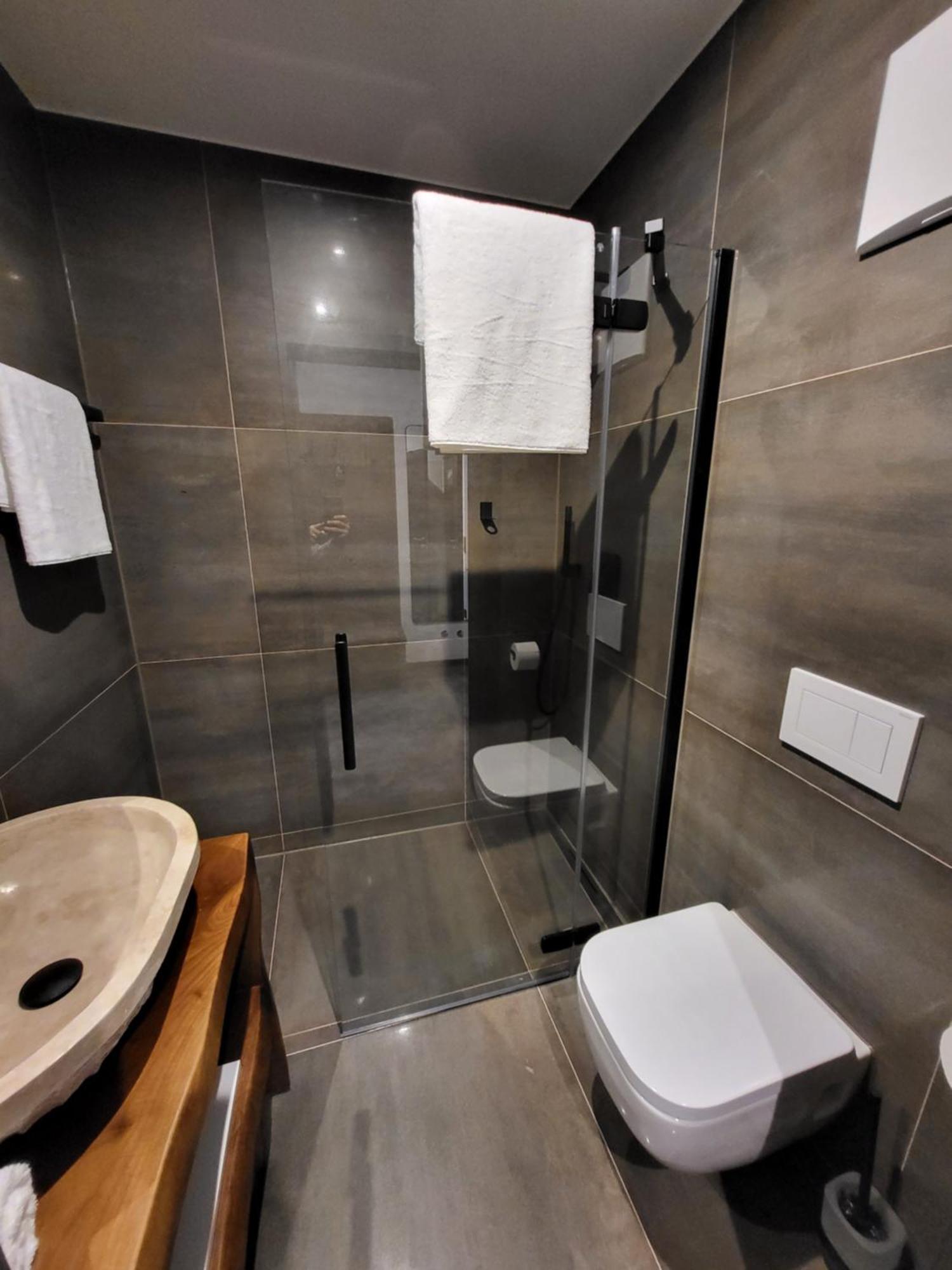 Jg Hotel Antoniergasse Memmingen Bagian luar foto
